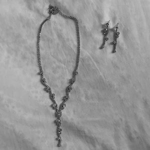 Necklace and earrings set